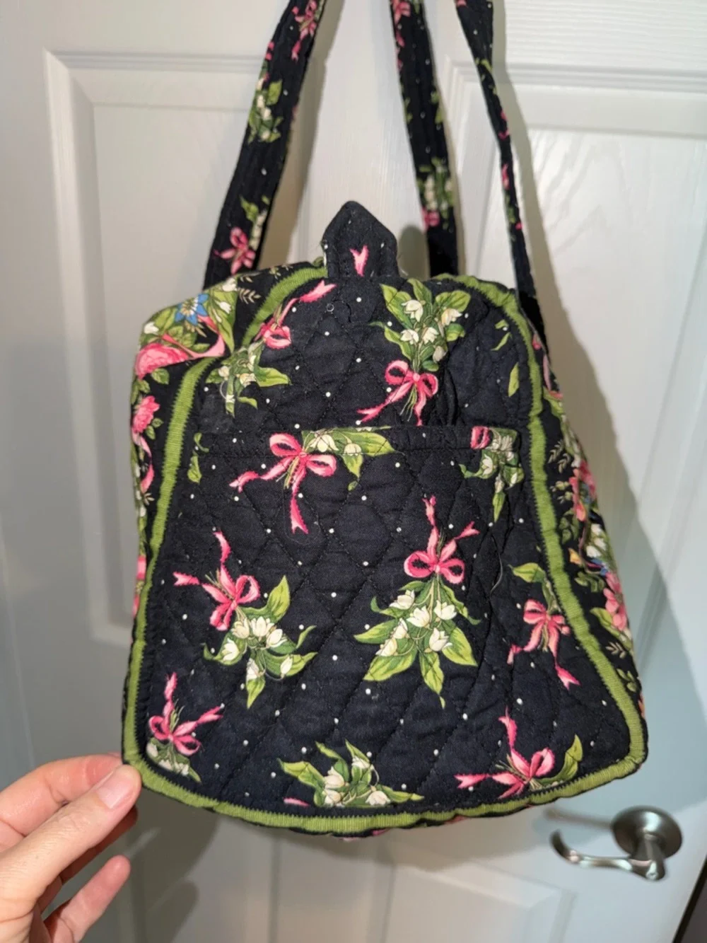 Small Vera Bradley duffel floral Quilted Tote Bag - Black with Pink ribbon - Picture 3 of 4